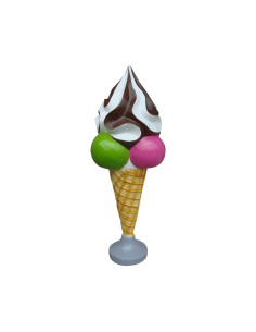 Lód z kulkami na podstawie